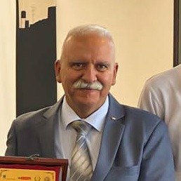 السيد عيسى القسيس